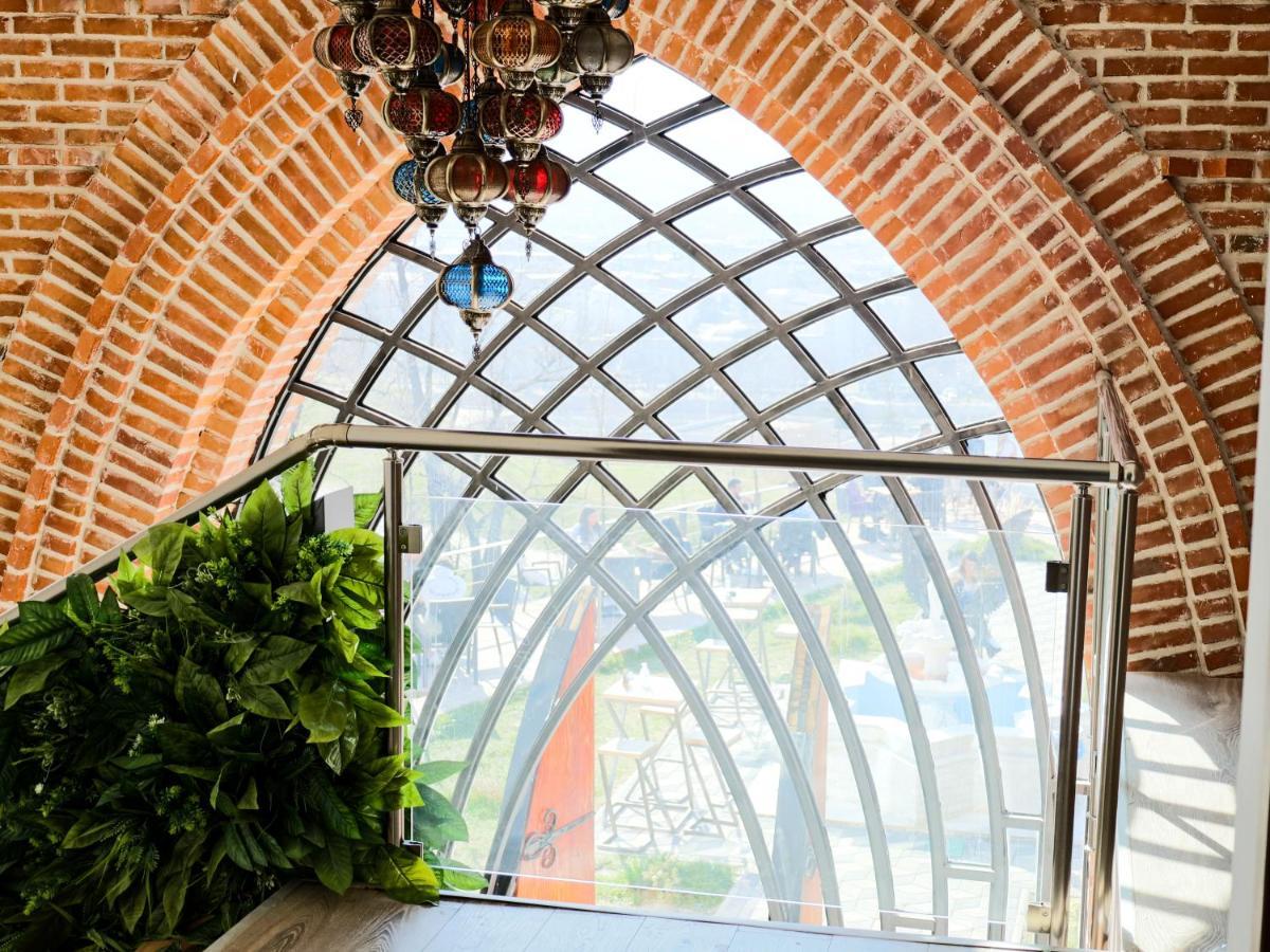 Mi Casa Hotel Skopje Ngoại thất bức ảnh